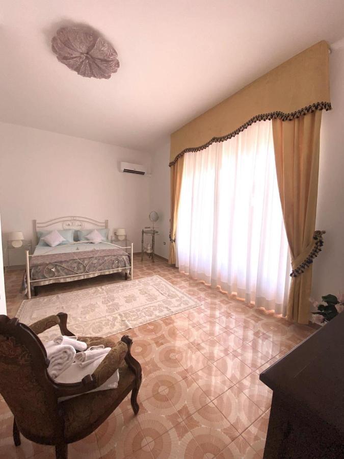 Camera Matrimoniale con Bagno Privato